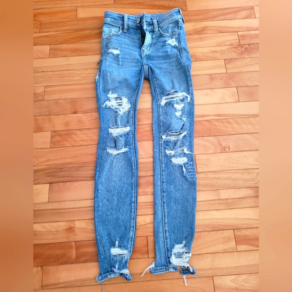 American Eagle size 000 short hi-rise jennings